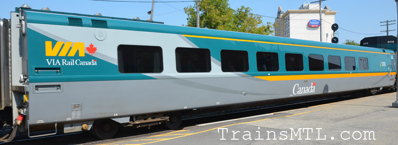 Passenger car VIA 3461 left side / Wagon de passager VIA 3461 coté gauche
